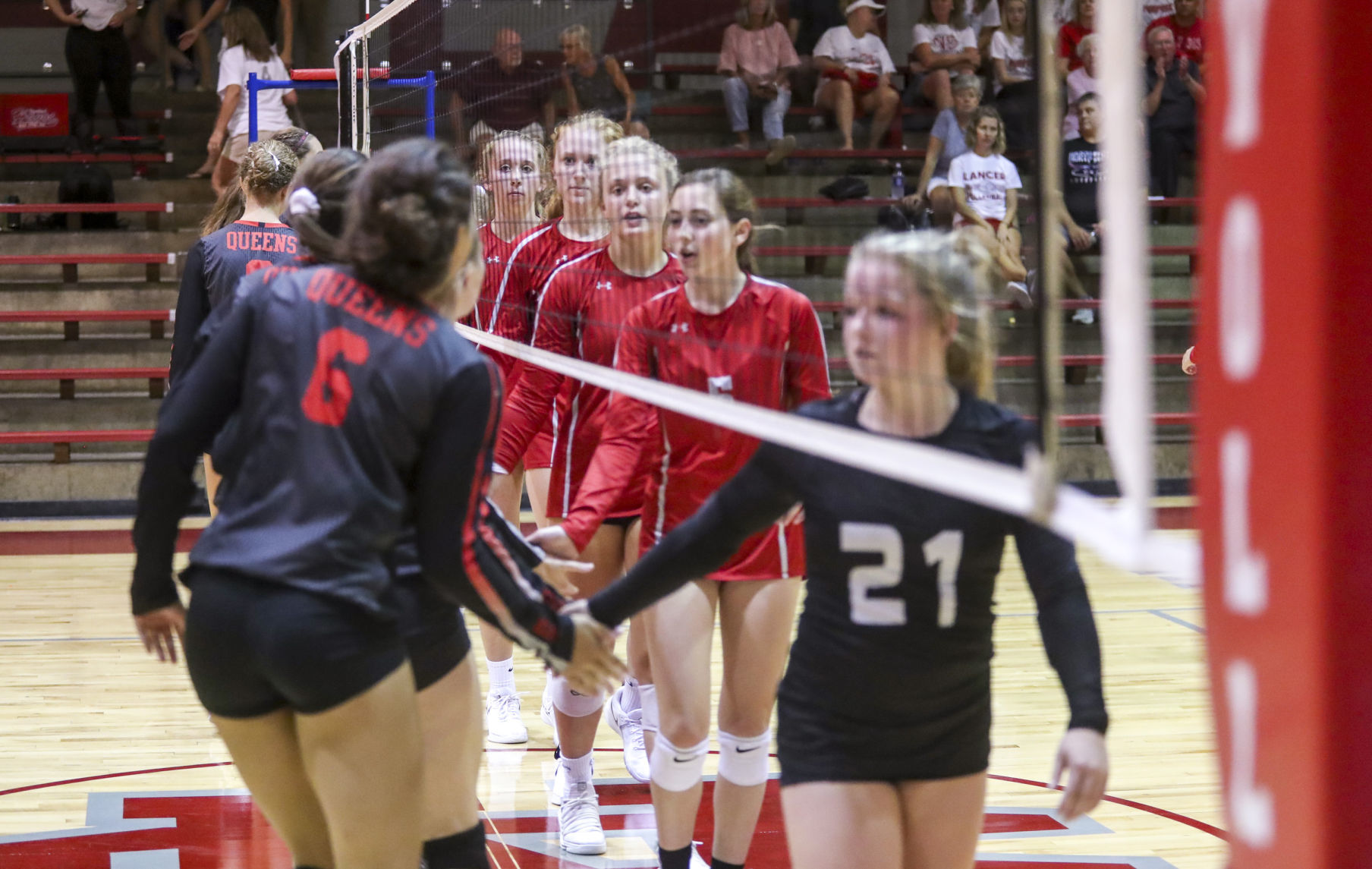 082118-mac-volleyball-019